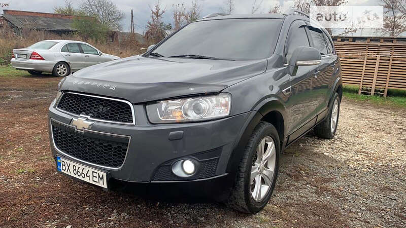 Внедорожник / Кроссовер Chevrolet Captiva 2011 в Хмельницком