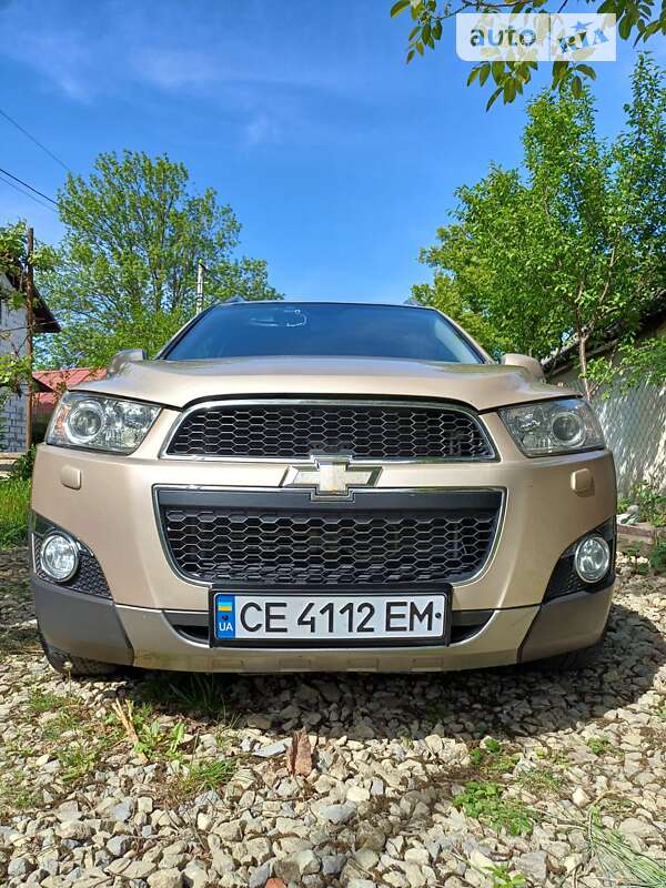 Позашляховик / Кросовер Chevrolet Captiva 2012 в Чернівцях