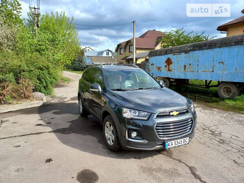 Внедорожник / Кроссовер Chevrolet Captiva 2016 в Киеве