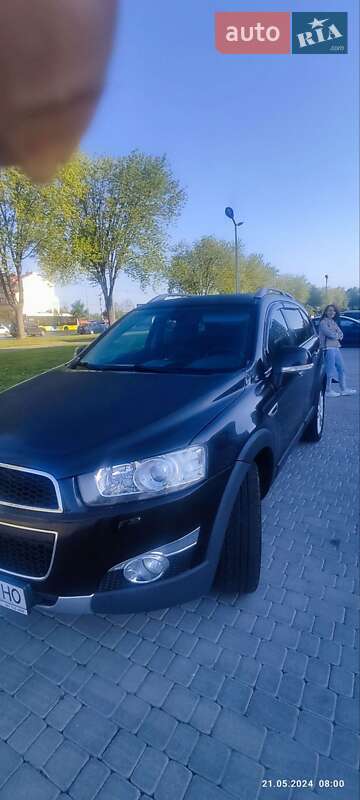 Позашляховик / Кросовер Chevrolet Captiva 2011 в Львові