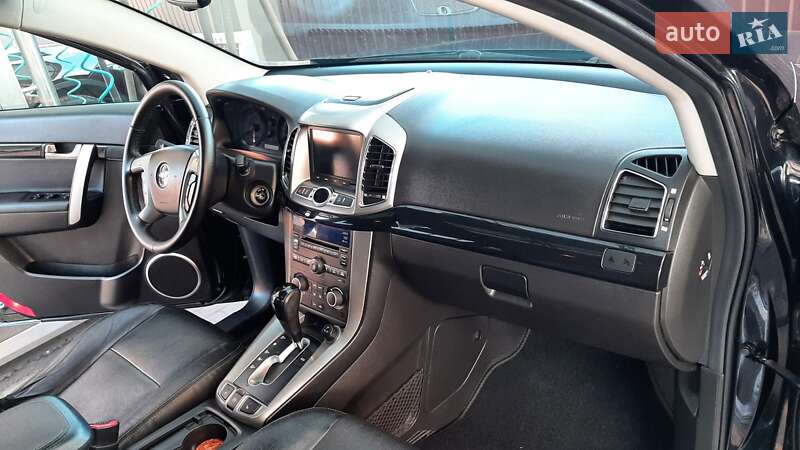 Позашляховик / Кросовер Chevrolet Captiva 2012 в Рівному