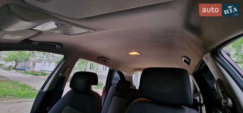 Позашляховик / Кросовер Chevrolet Captiva 2009 в Харкові фото 11 Позашляховик / Кросовер Chevrolet Captiva 2009 в Харкові