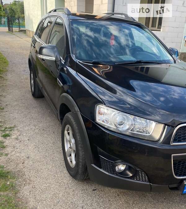 Внедорожник / Кроссовер Chevrolet Captiva 2011 в Львове