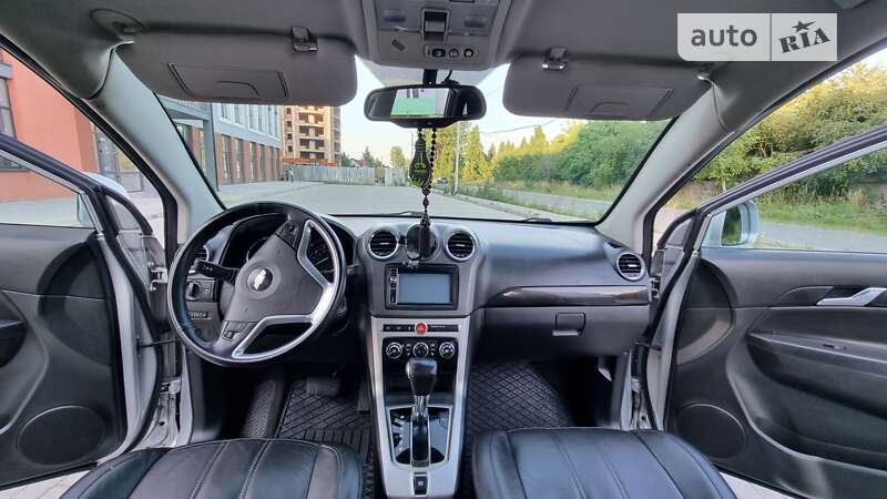 Позашляховик / Кросовер Chevrolet Captiva 2014 в Львові