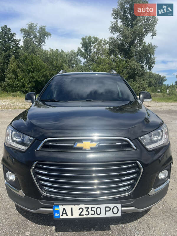 Позашляховик / Кросовер Chevrolet Captiva 2016 в Києві
