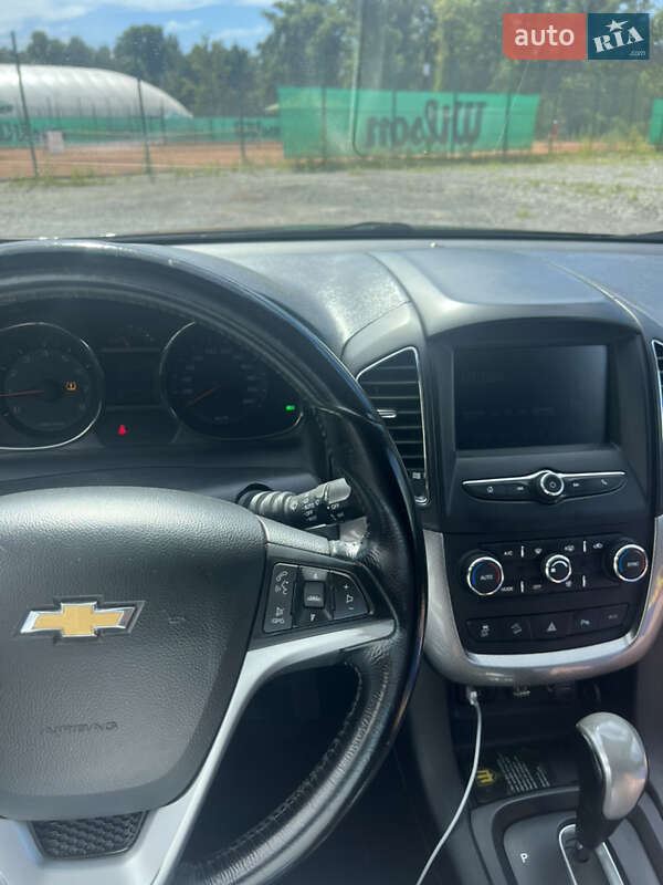 Позашляховик / Кросовер Chevrolet Captiva 2016 в Києві