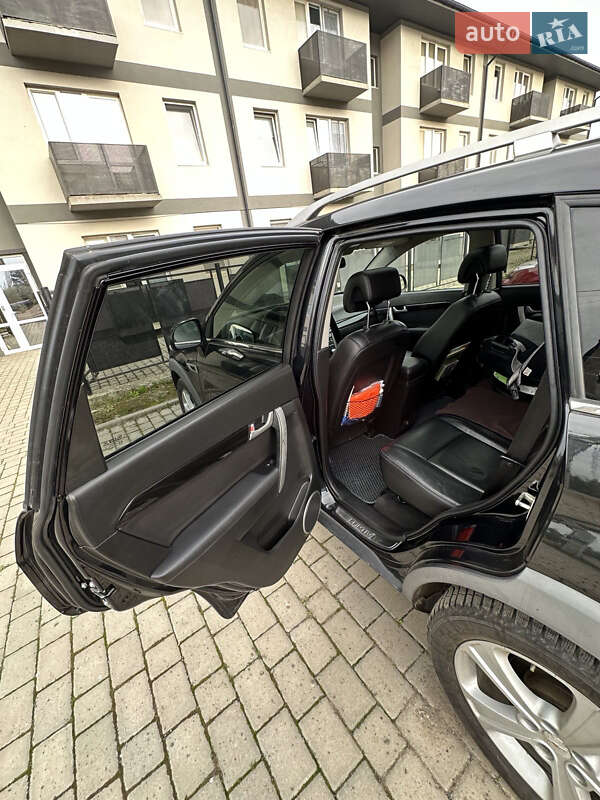 Внедорожник / Кроссовер Chevrolet Captiva 2011 в Хмельницком