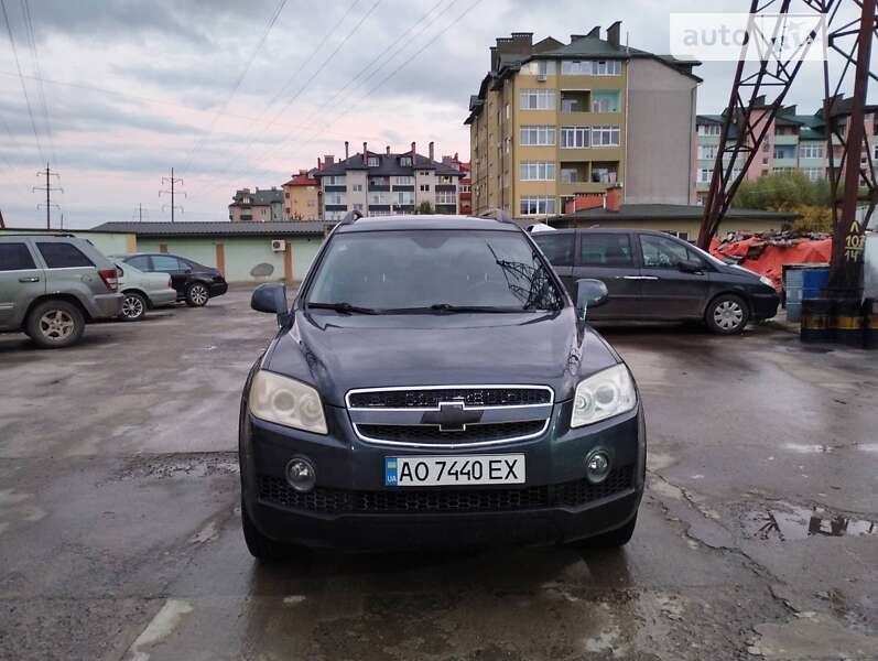 Позашляховик / Кросовер Chevrolet Captiva 2006 в Ужгороді