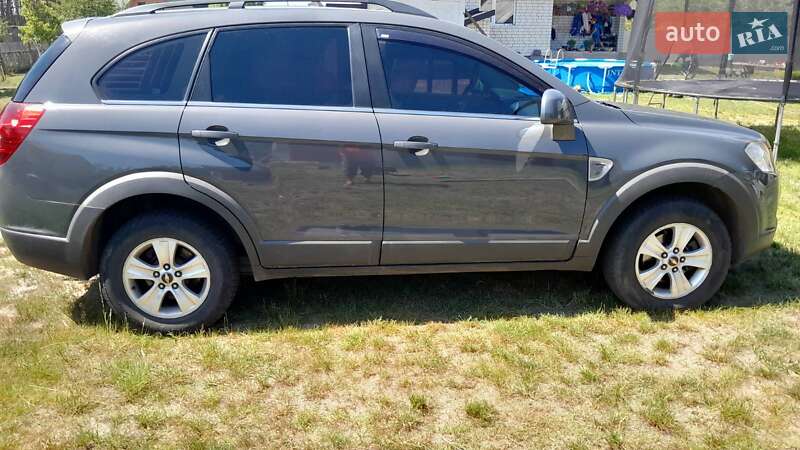 Позашляховик / Кросовер Chevrolet Captiva 2009 в Маневичах