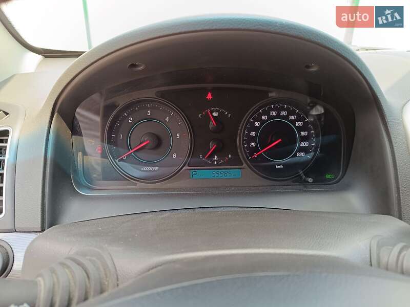 Внедорожник / Кроссовер Chevrolet Captiva 2015 в Киеве