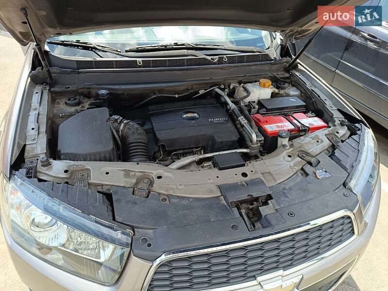 Внедорожник / Кроссовер Chevrolet Captiva 2015 в Киеве