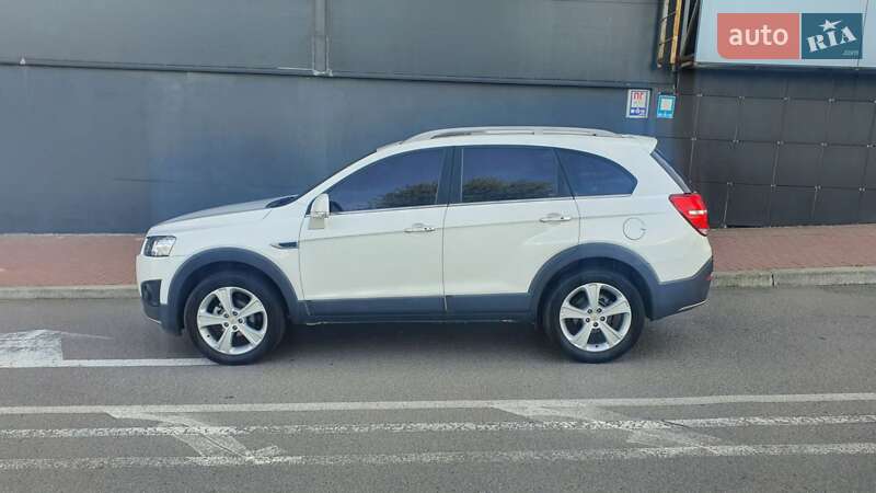 Внедорожник / Кроссовер Chevrolet Captiva 2013 в Киеве