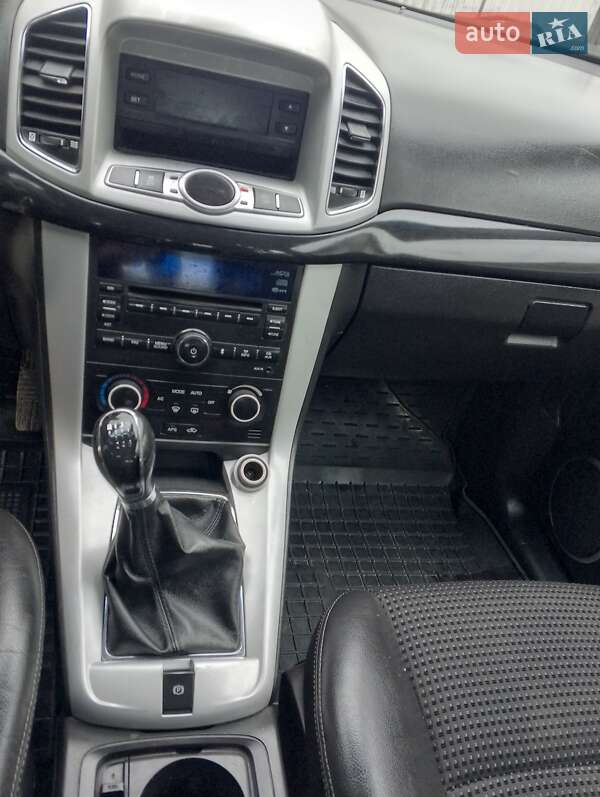 Внедорожник / Кроссовер Chevrolet Captiva 2011 в Борщеве