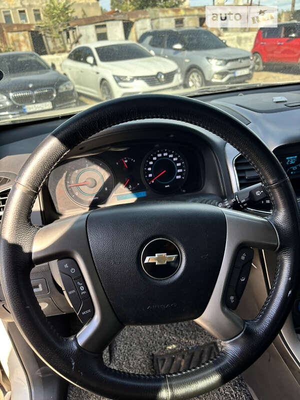 Внедорожник / Кроссовер Chevrolet Captiva 2011 в Белгороде-Днестровском