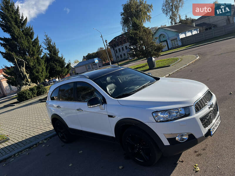 Позашляховик / Кросовер Chevrolet Captiva 2012 в Овручі