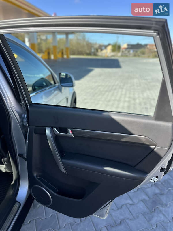 Позашляховик / Кросовер Chevrolet Captiva 2006 в Луцьку