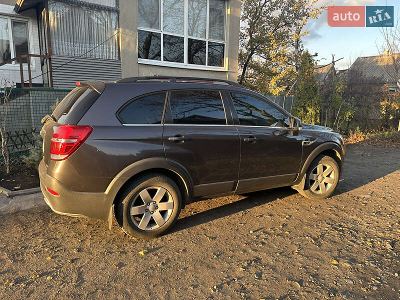 Внедорожник / Кроссовер Chevrolet Captiva 2014 в Павлограде фото 3 Внедорожник / Кроссовер Chevrolet Captiva 2014 в Павлограде