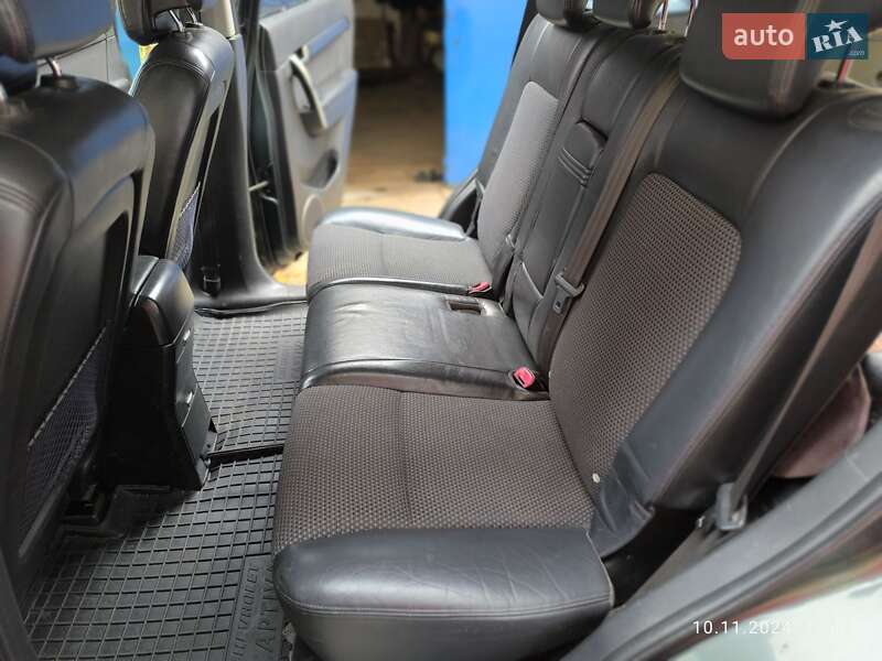 Позашляховик / Кросовер Chevrolet Captiva 2007 в Сарнах