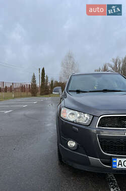 Внедорожник / Кроссовер Chevrolet Captiva 2012 в Луцке