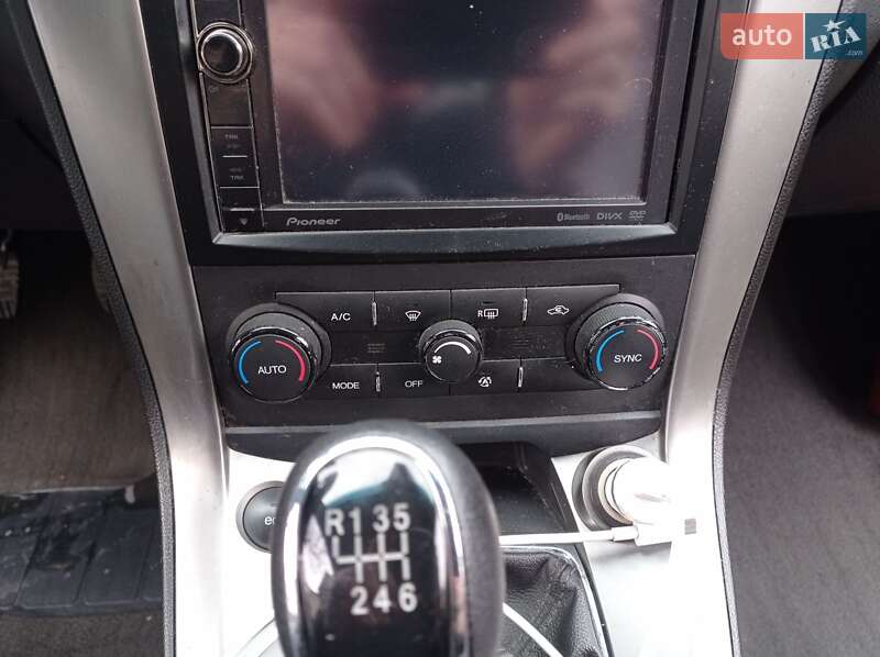 Позашляховик / Кросовер Chevrolet Captiva 2013 в Львові