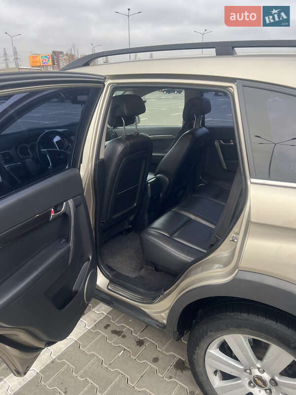 Внедорожник / Кроссовер Chevrolet Captiva 2007 в Киеве