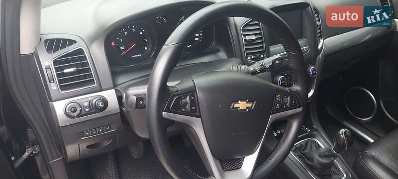 Внедорожник / Кроссовер Chevrolet Captiva 2016 в Днепре
