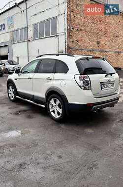 Позашляховик / Кросовер Chevrolet Captiva 2012 в Рівному