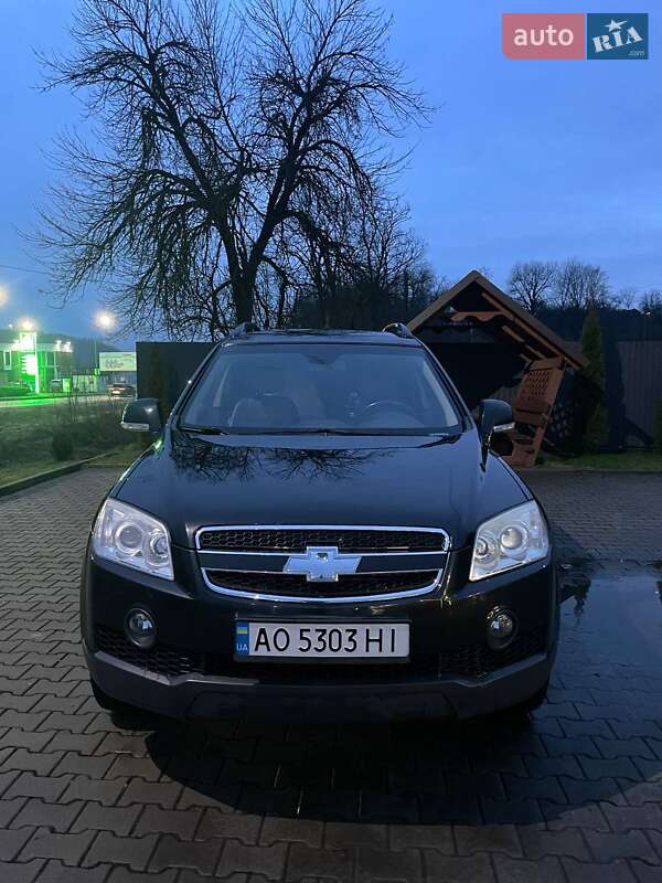 Внедорожник / Кроссовер Chevrolet Captiva 2010 в Иршаве