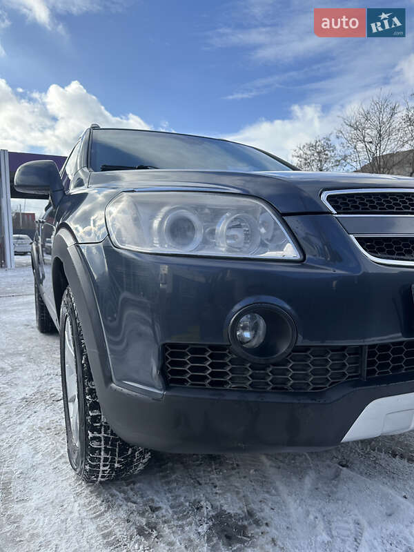 Внедорожник / Кроссовер Chevrolet Captiva 2008 в Ровно