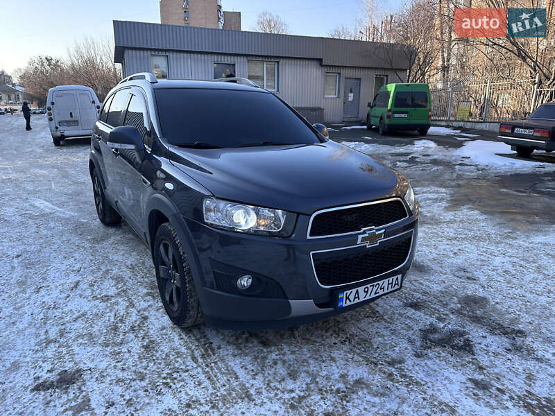 Внедорожник / Кроссовер Chevrolet Captiva 2012 в Киеве