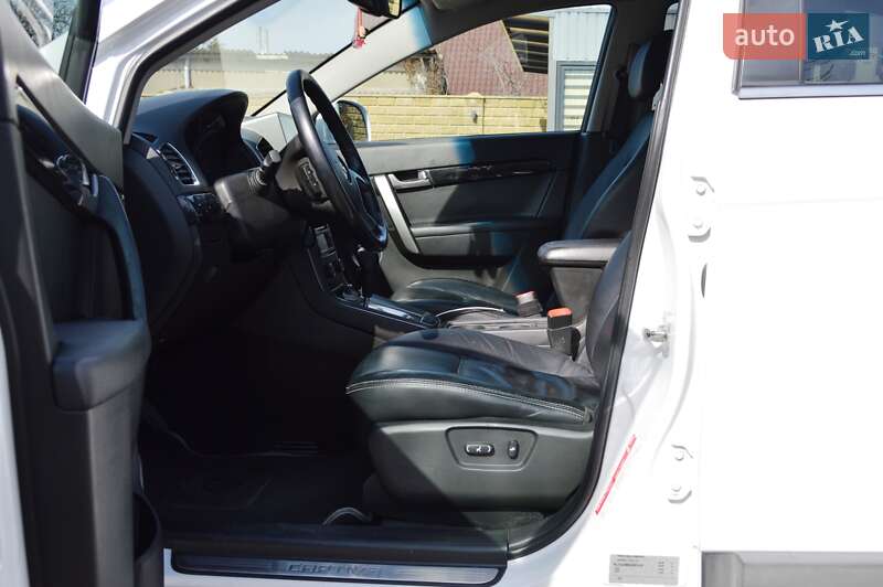 Внедорожник / Кроссовер Chevrolet Captiva 2012 в Одессе