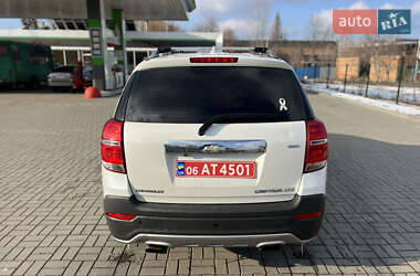 Позашляховик / Кросовер Chevrolet Captiva 2014 в 