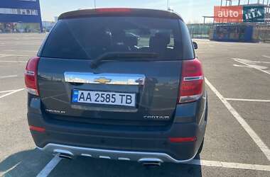 Позашляховик / Кросовер Chevrolet Captiva 2016 в 