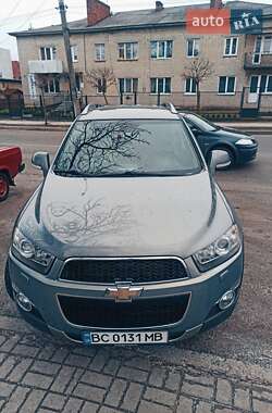 Позашляховик / Кросовер Chevrolet Captiva 2011 в 