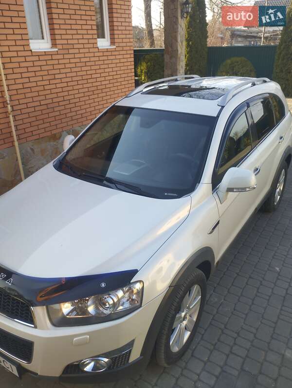 Позашляховик / Кросовер Chevrolet Captiva 2011 в Ковелі
