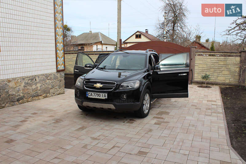 Позашляховик / Кросовер Chevrolet Captiva 2008 в Христинівці