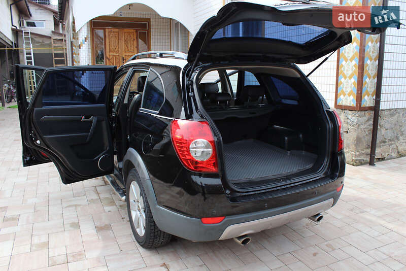Позашляховик / Кросовер Chevrolet Captiva 2008 в Христинівці