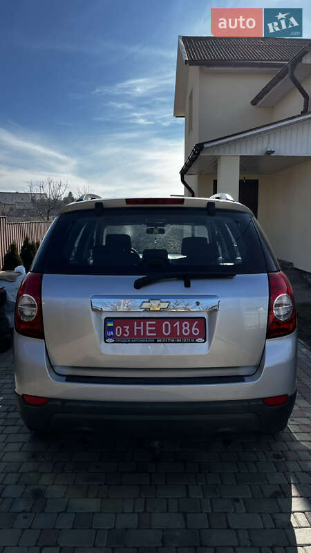 Позашляховик / Кросовер Chevrolet Captiva 2007 в Луцьку фото 3 Позашляховик / Кросовер Chevrolet Captiva 2007 в Луцьку