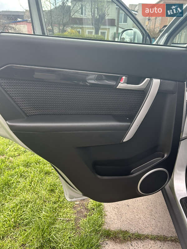 Внедорожник / Кроссовер Chevrolet Captiva 2012 в Черкассах фото 25 Внедорожник / Кроссовер Chevrolet Captiva 2012 в Черкассах