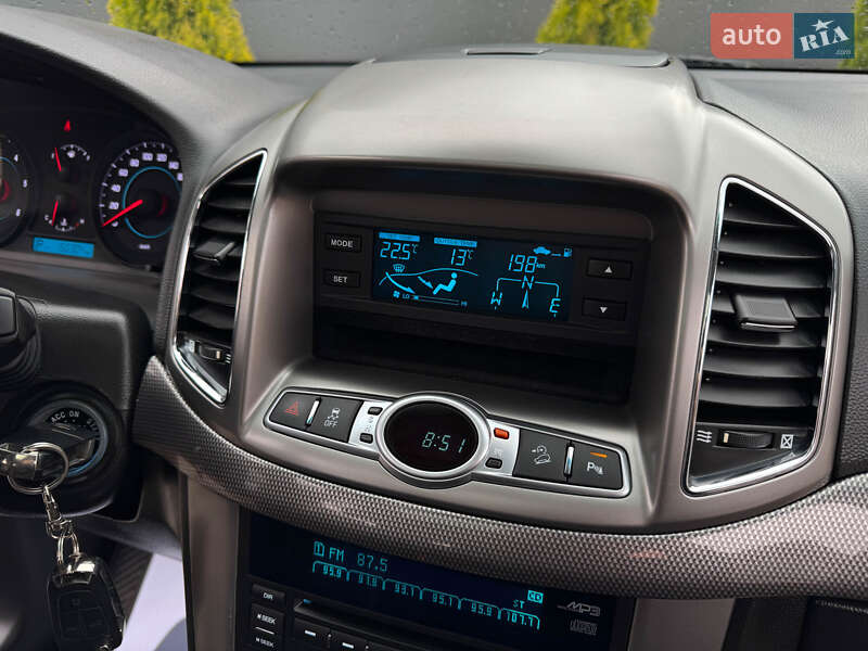 Внедорожник / Кроссовер Chevrolet Captiva 2012 в Одессе