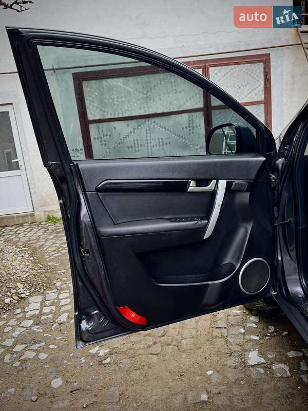 Внедорожник / Кроссовер Chevrolet Captiva 2012 в Хусте фото 12 Внедорожник / Кроссовер Chevrolet Captiva 2012 в Хусте
