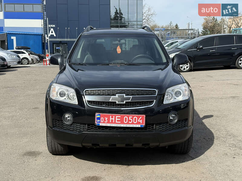 Внедорожник / Кроссовер Chevrolet Captiva 2010 в Ровно