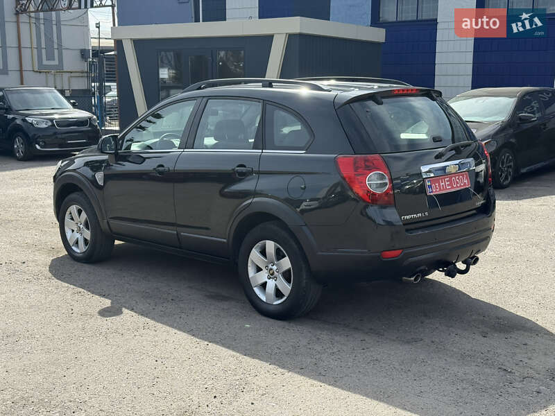 Внедорожник / Кроссовер Chevrolet Captiva 2010 в Ровно