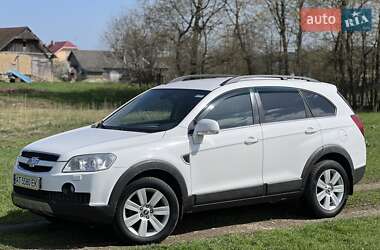 Позашляховик / Кросовер Chevrolet Captiva 2009 в 