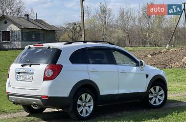 Позашляховик / Кросовер Chevrolet Captiva 2009 в 