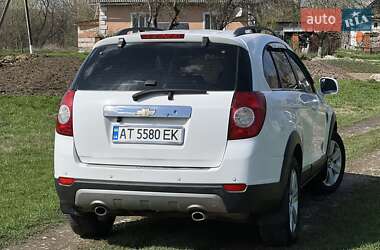 Позашляховик / Кросовер Chevrolet Captiva 2009 в 