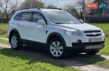 Позашляховик / Кросовер Chevrolet Captiva 2009 в 