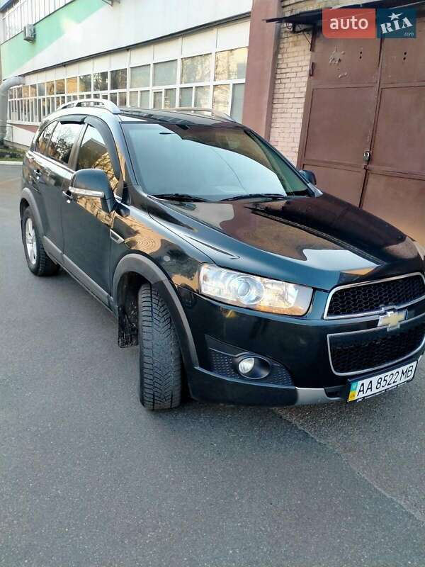 Внедорожник / Кроссовер Chevrolet Captiva 2011 в 