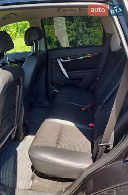 Позашляховик / Кросовер Chevrolet Captiva 2012 в 
