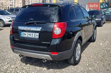 Позашляховик / Кросовер Chevrolet Captiva 2012 в 